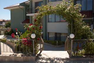 Апарт-отели Gardenia Vacation Settlement Созополь Апартаменты с 1 спальней, террасой и видом на море (для 4 взрослых)-62